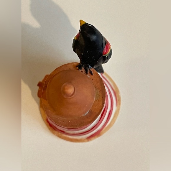 Lenox Hand painted Blackbird on Lighthouse Birdhouse Thimble - Picture 5 of 6